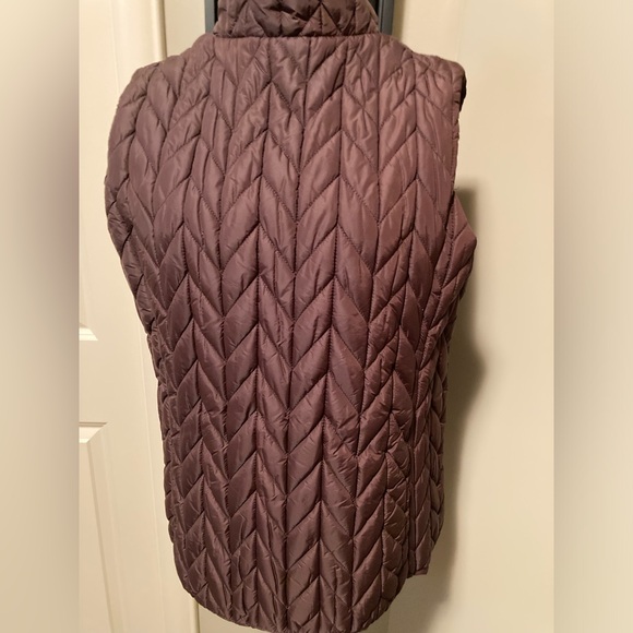 Quilted Brown vest from Coldwater Creek size medium - Picture 4 of 7